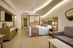 The Partial Ocean View Junior Suites at the Hotel Riu Palace Aquarelle